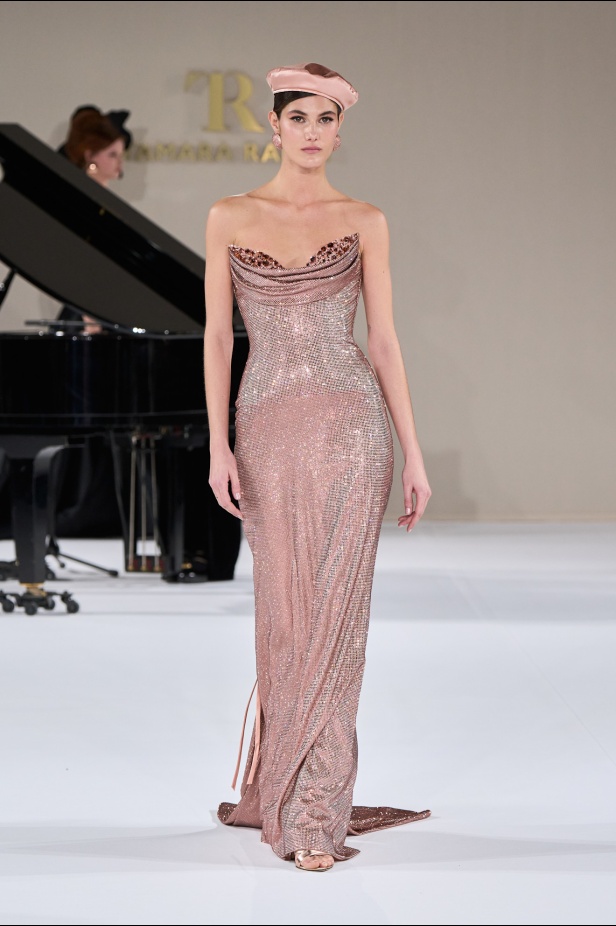  عرض Tamara Ralph لصيف 2015 في باريس