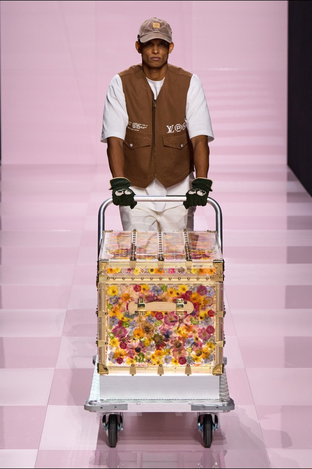 مجموعة خريف و شتاء 2025 للملابس الرجالية من Louis Vuitton