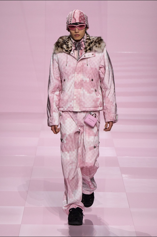 مجموعة خريف و شتاء 2025 للملابس الرجالية من Louis Vuitton