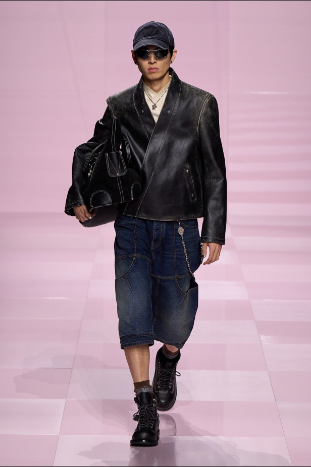 مجموعة خريف و شتاء 2025 للملابس الرجالية من Louis Vuitton