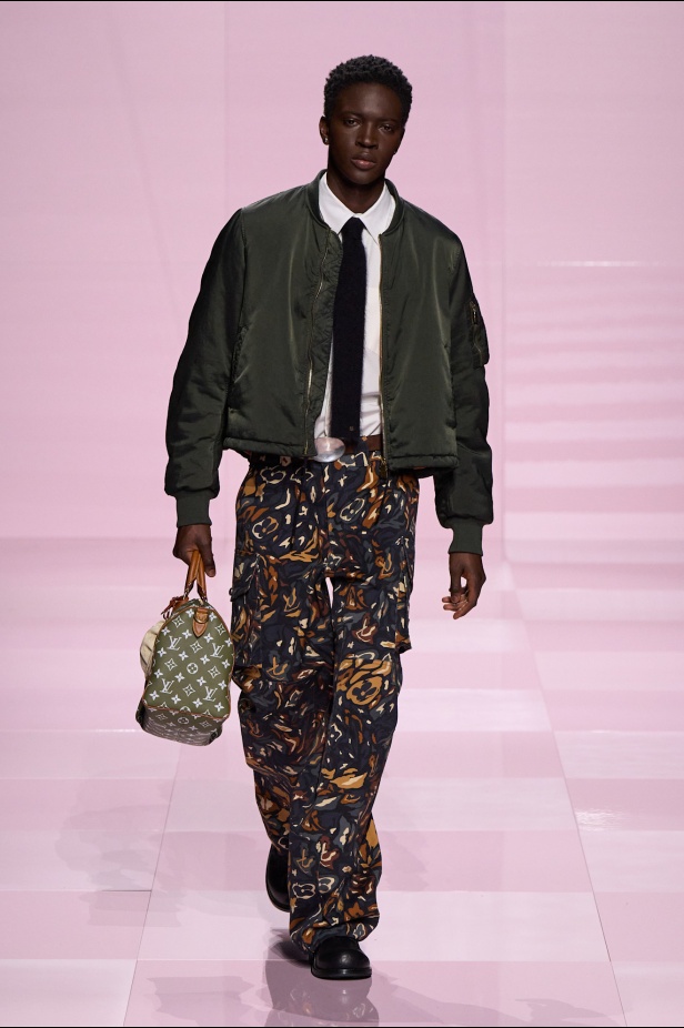 مجموعة خريف و شتاء 2025 للملابس الرجالية من Louis Vuitton