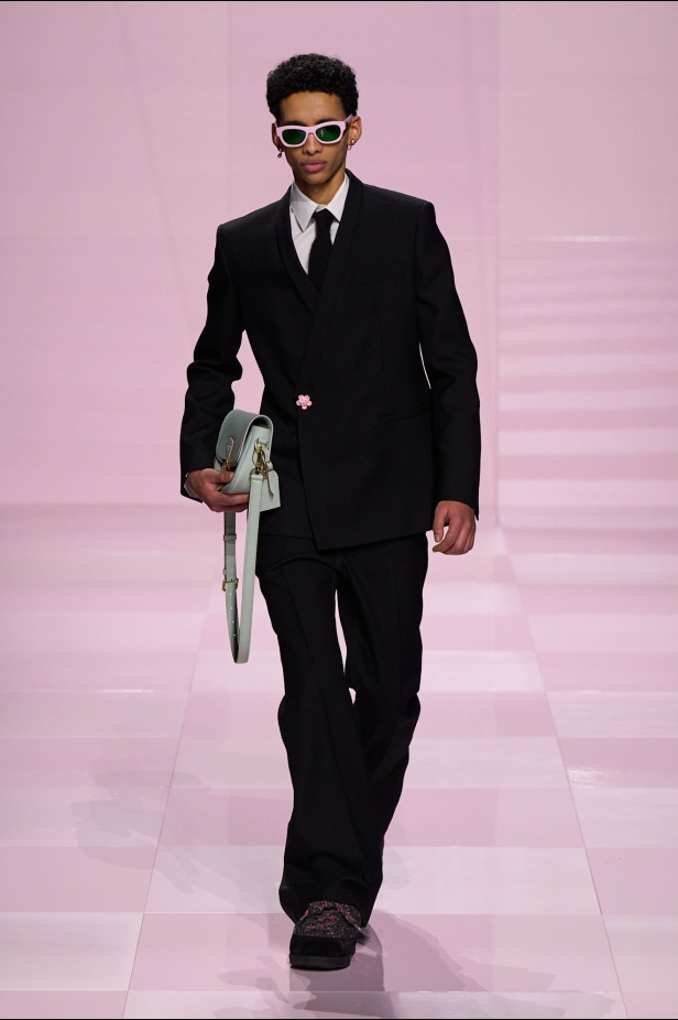 مجموعة خريف و شتاء 2025 للملابس الرجالية من Louis Vuitton