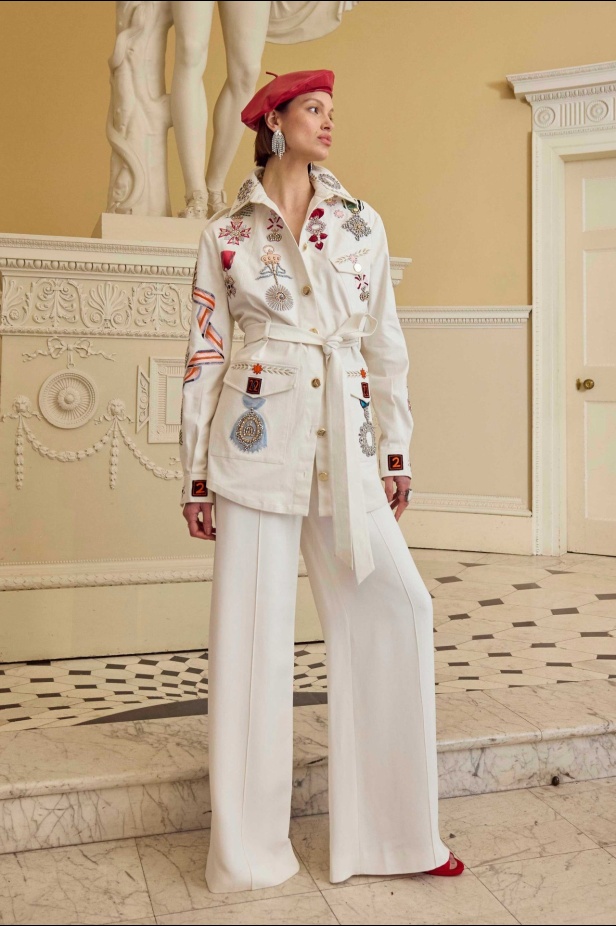 عرض أزياء Temperley London لخريف وشتاء 2025-2026