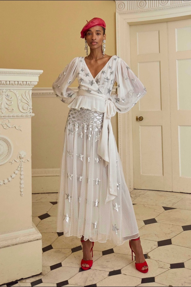 عرض أزياء Temperley London لخريف وشتاء 2025-2026