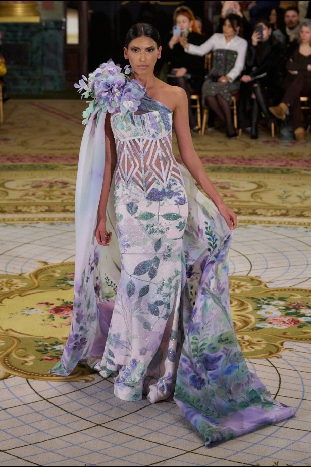  روبير أبي نادر يكشف أسرار الأناقة الملكية في ربيع وصيف 2025