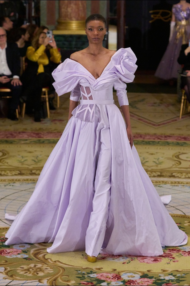  روبير أبي نادر يكشف أسرار الأناقة الملكية في ربيع وصيف 2025