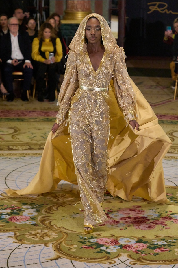  روبير أبي نادر يكشف أسرار الأناقة الملكية في ربيع وصيف 2025