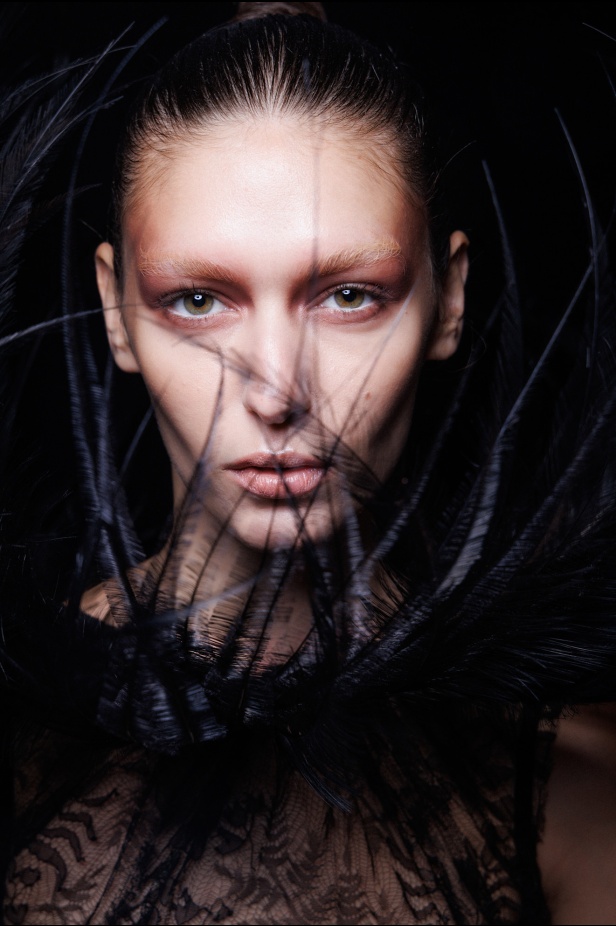 مجموعة Ashi Studio ربيع و صيف 2025 للأزياء الراقية