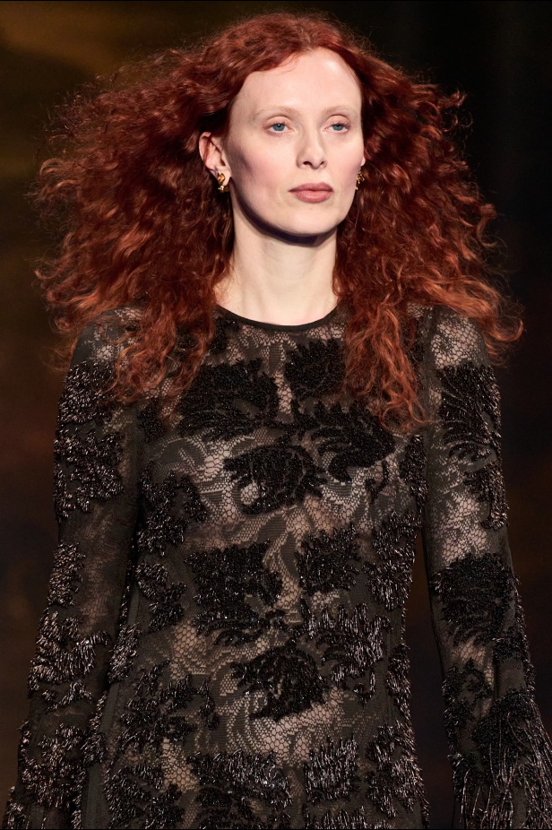 بربري تجدّد هويتها لشتاء 2025