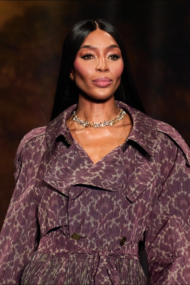 بربري تجدّد هويتها لشتاء 2025