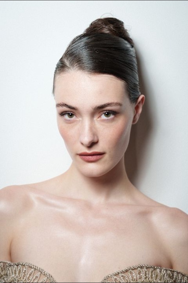 مجموعة ايلي صعب لربيع وصيف 2025