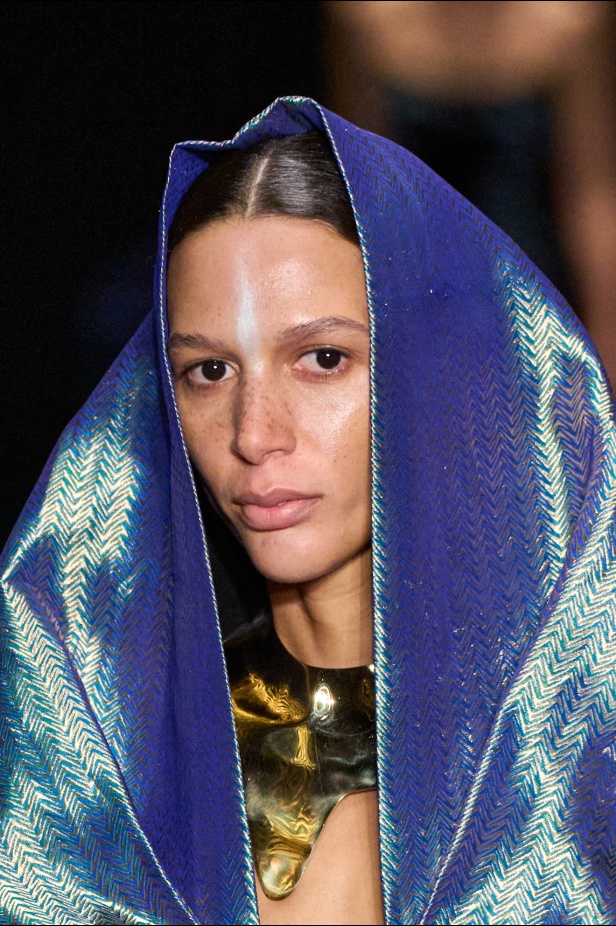 مجموعة Gaurav Gupta لصيف 2025