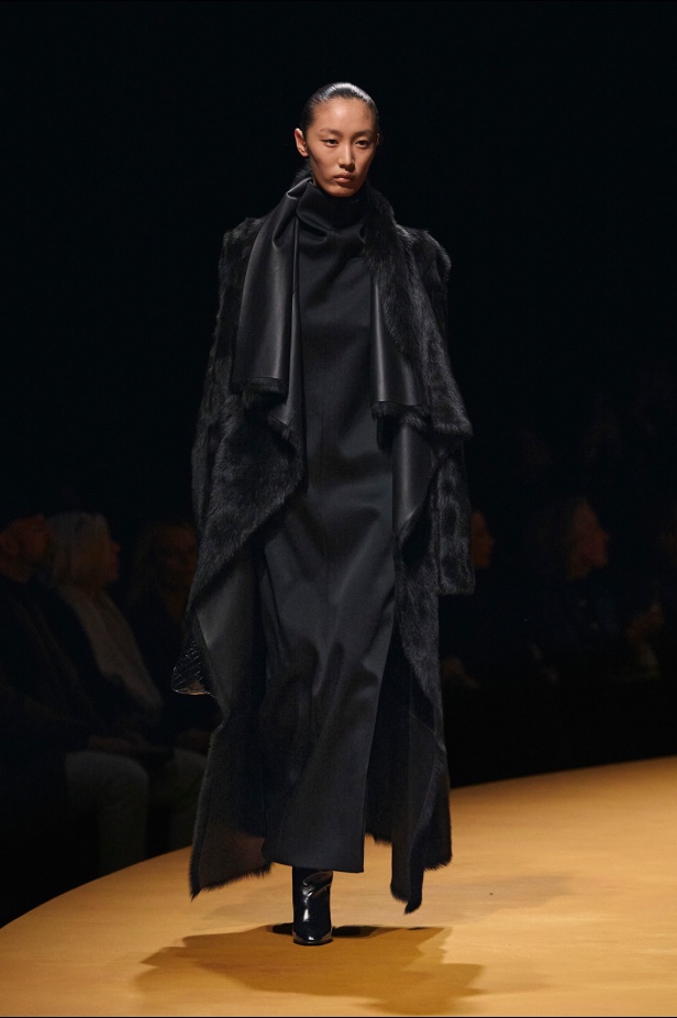 مجموعة Khaite لخريف وشتاء 2025