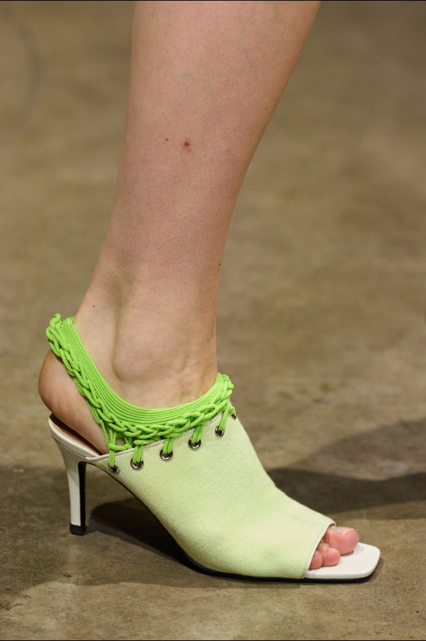 مجموعة مارك فاست تعكس روح المدن الديناميكية وفن الشارع الشبابي