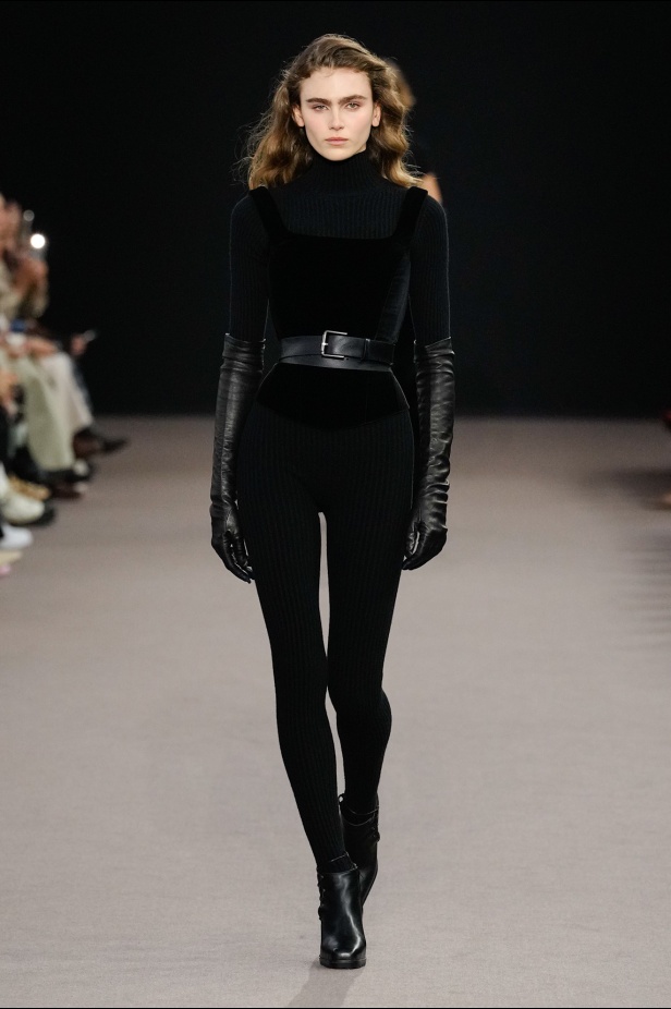  مجموعة ماكس مارا لخريف 2025 بعنوان “بطلات جامحات”