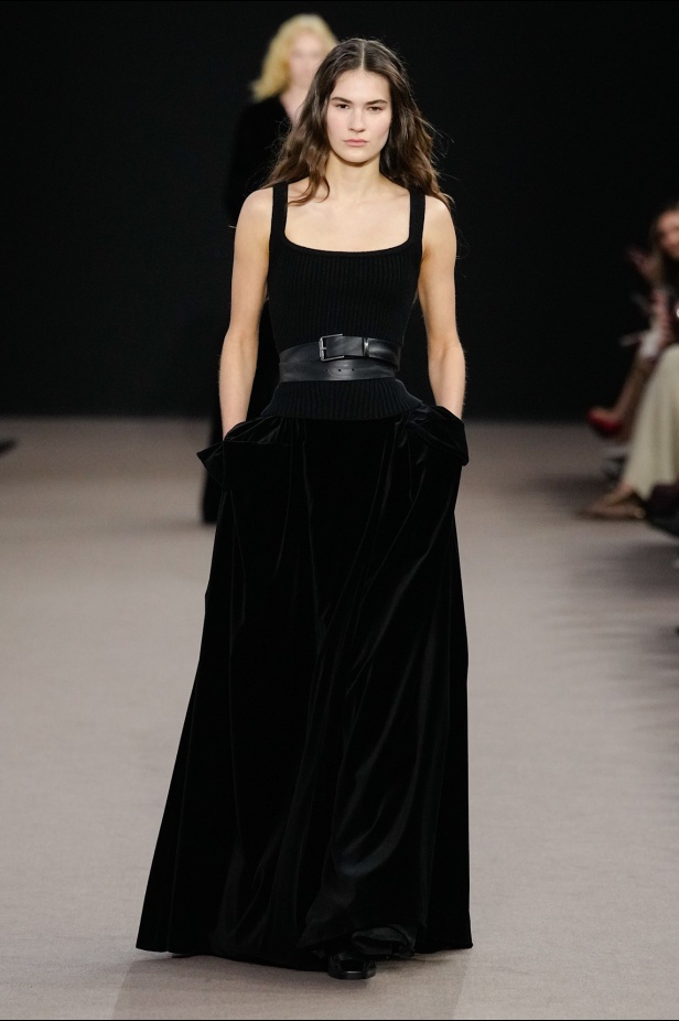  مجموعة ماكس مارا لخريف 2025 بعنوان “بطلات جامحات”