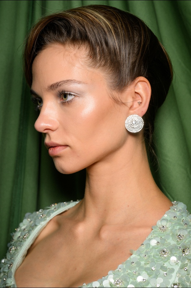 مجموعة خريف وشتاء 2025 من Richard Quinn