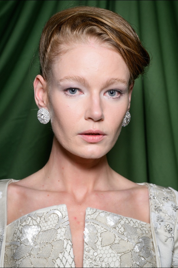 مجموعة خريف وشتاء 2025 من Richard Quinn