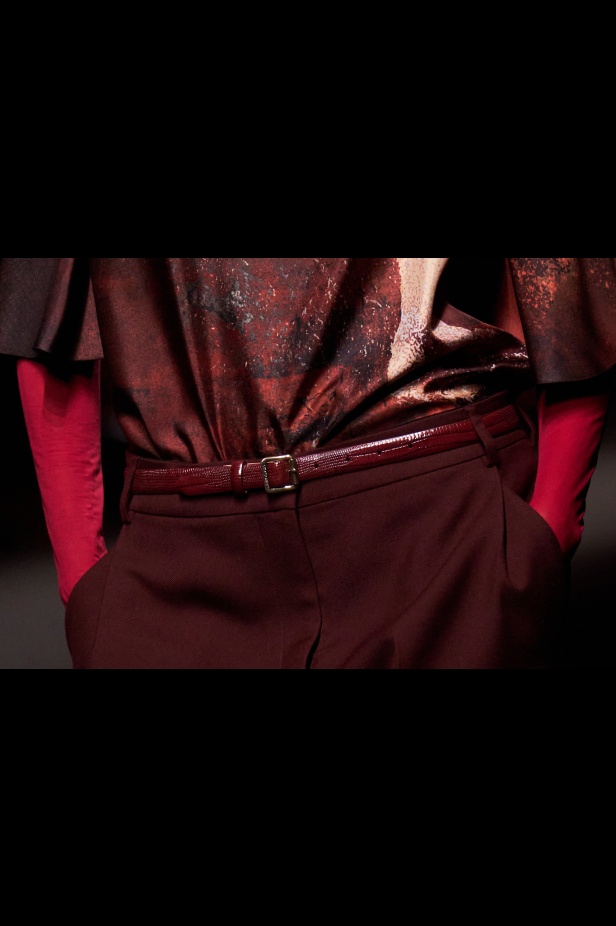 علامة Roberto Cavalli لا تتخلى عن أسلوبها الماكسيمالي لموسم خريف وشتاء 2025