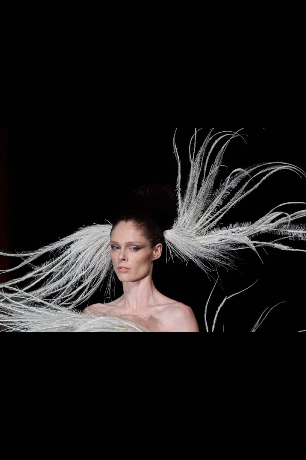 مجموعة Stephane Rolland للأزياء الراقية
