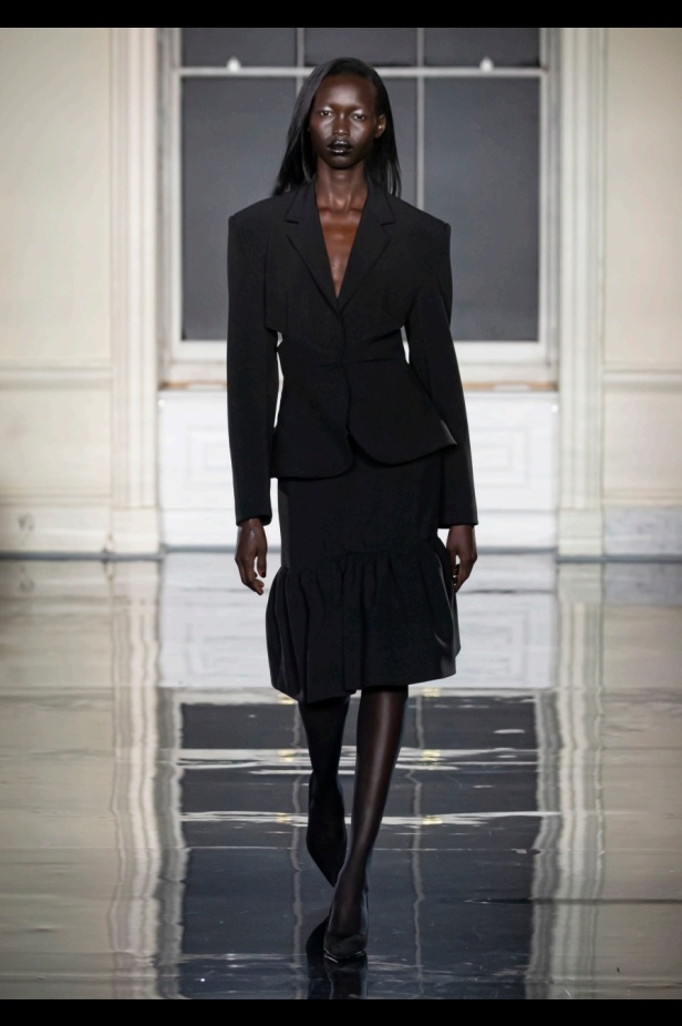 مجموعة Noon By Noor لخريف وشتاء 2025