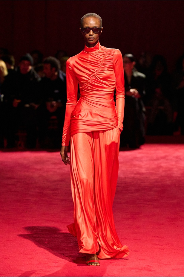 مجموعة Christian Siriano لخريف وشتاء 2025 في نيويورك