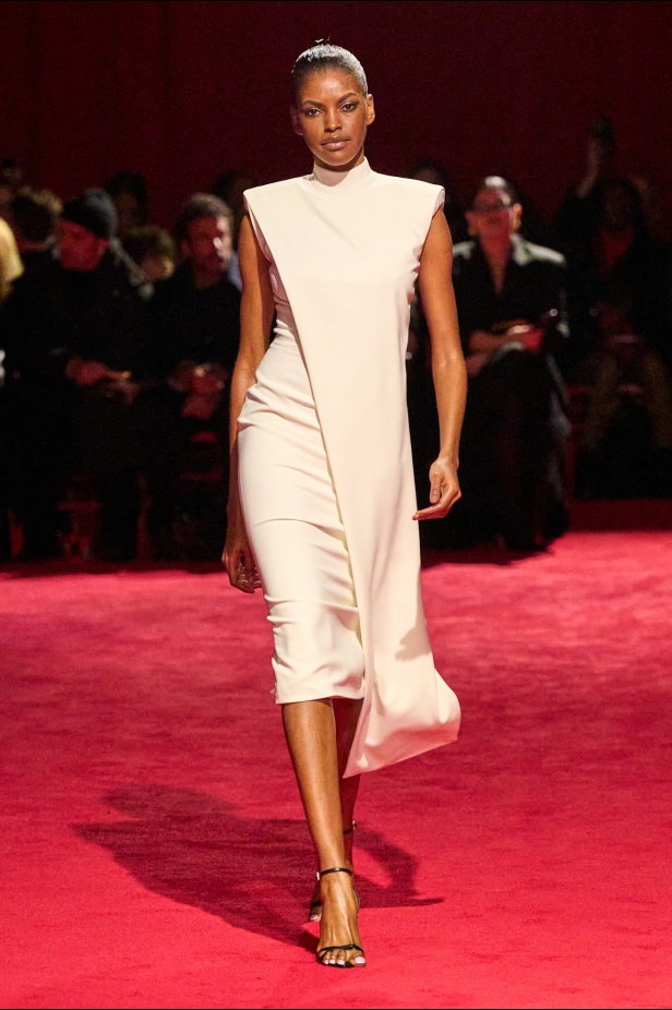 مجموعة Christian Siriano لخريف وشتاء 2025 في نيويورك