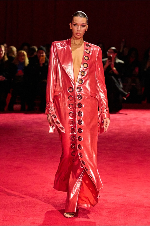 مجموعة Christian Siriano لخريف وشتاء 2025 في نيويورك