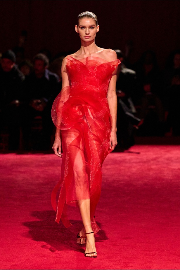 مجموعة Christian Siriano لخريف وشتاء 2025 في نيويورك