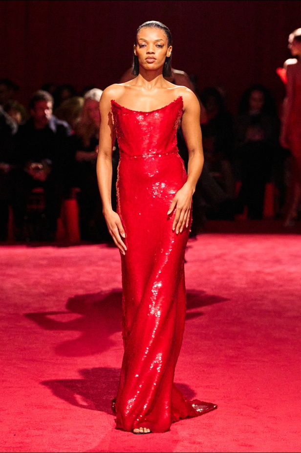 مجموعة Christian Siriano لخريف وشتاء 2025 في نيويورك