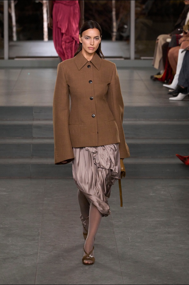 مجموعة Tory Burch لخريف وشتاء 2025 