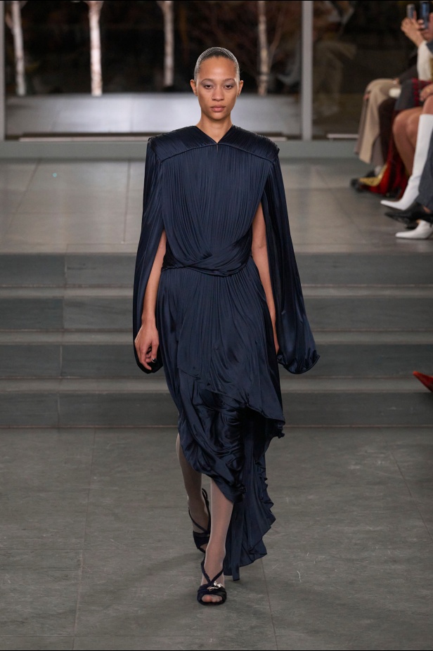 مجموعة Tory Burch لخريف وشتاء 2025 