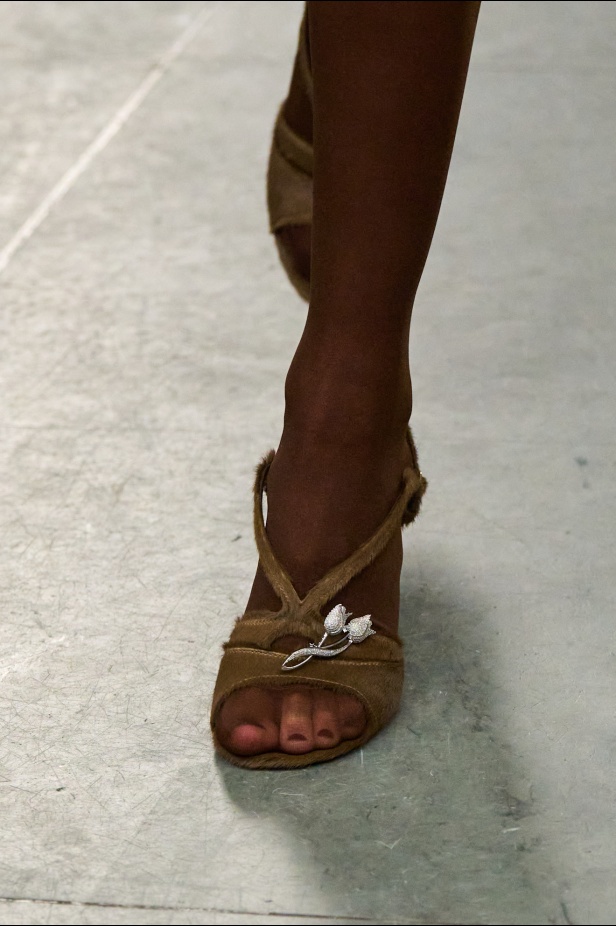 مجموعة Tory Burch لخريف وشتاء 2025 