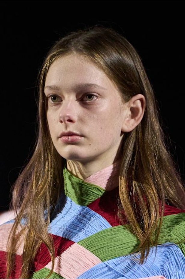 مجموعة Valentino ربيع و صيف 2025 للأزياء الراقية