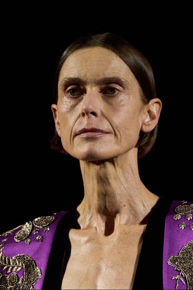 مجموعة Valentino ربيع و صيف 2025 للأزياء الراقية