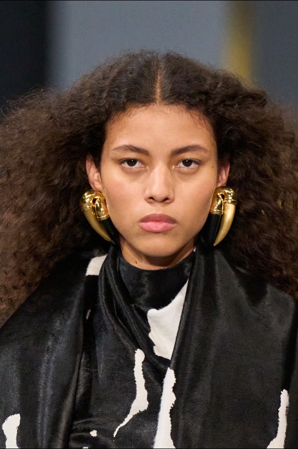 مجموعة Balmain لخريف وشتاء 2025