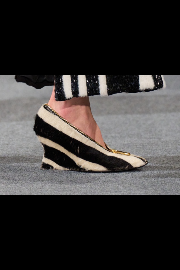 مجموعة Balmain لخريف وشتاء 2025: الراحة والأناقة تجتمعان بلمسة أوليفييه روستينغ المميّزة