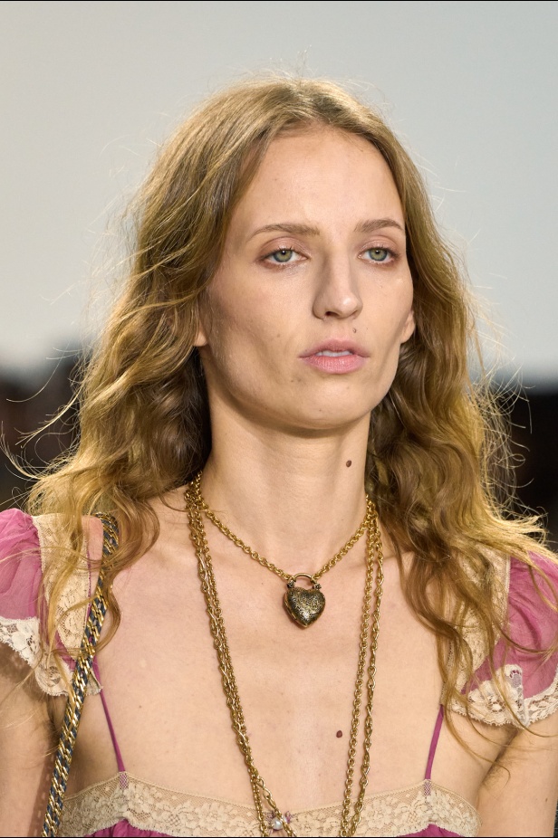 مجموعة Chloe لخريف وشتاء 2025