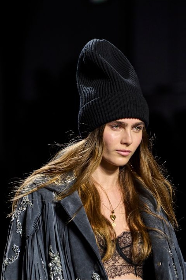  مجموعة Dolce & Gabbana لخريف وشتاء 2025 في ميلانو