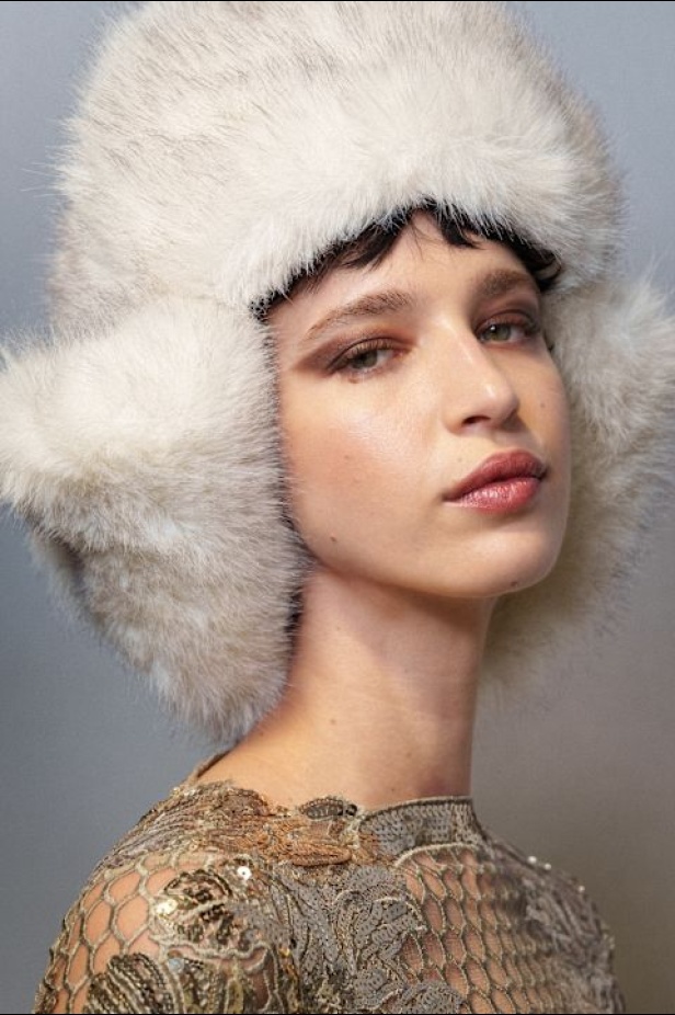  مجموعة إيلي صعب لخريف وشتاء 2025