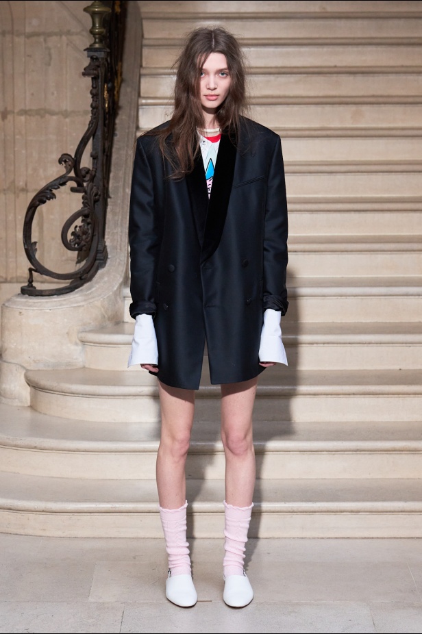 Kenzo تحيي أسلوب البانك في مجموعة خريف وشتاء 2025