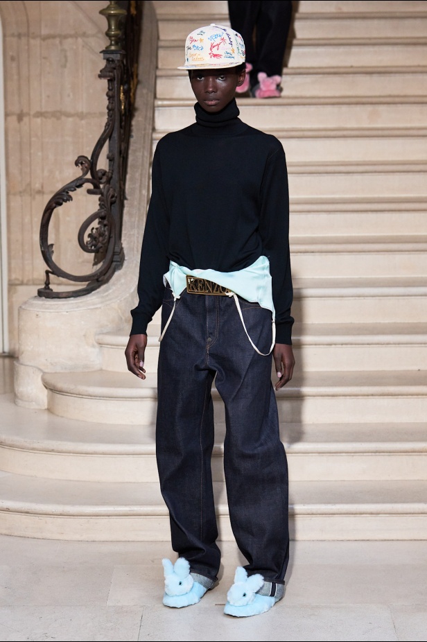 Kenzo تحيي أسلوب البانك في مجموعة خريف وشتاء 2025