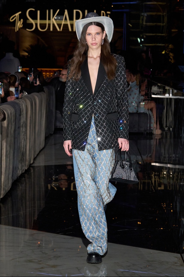 مجموعة Philipp Plein لخريف وشتاء 2025