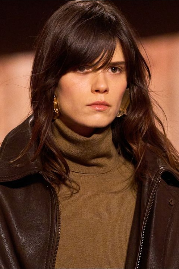 مجموعة سان لوران لشتاء 2025 في باريس