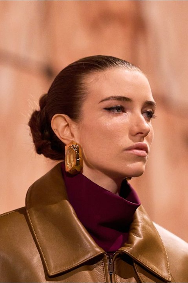 مجموعة سان لوران لشتاء 2025 في باريس