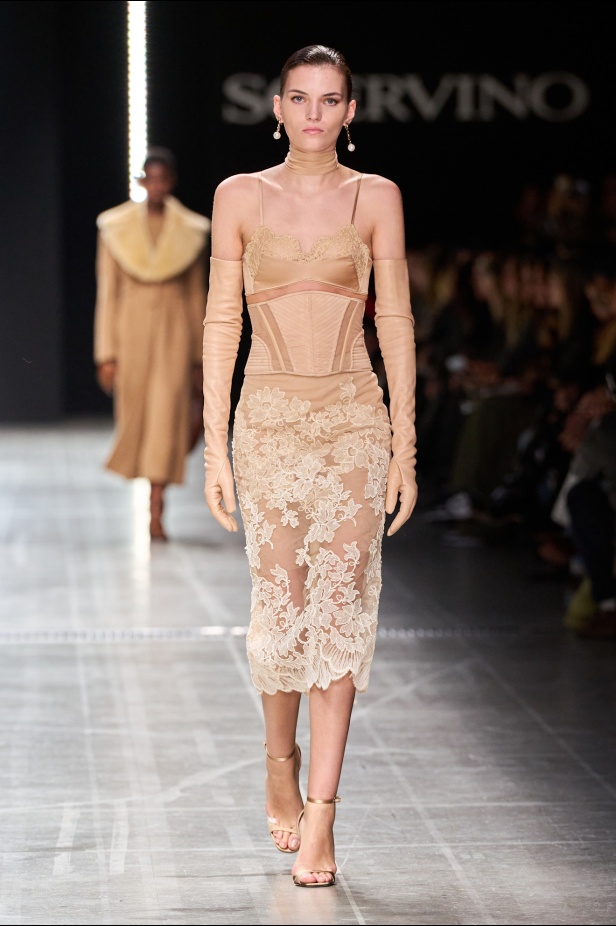 مجموعة Ermanno Scervino لخريف وشتاء 2025 