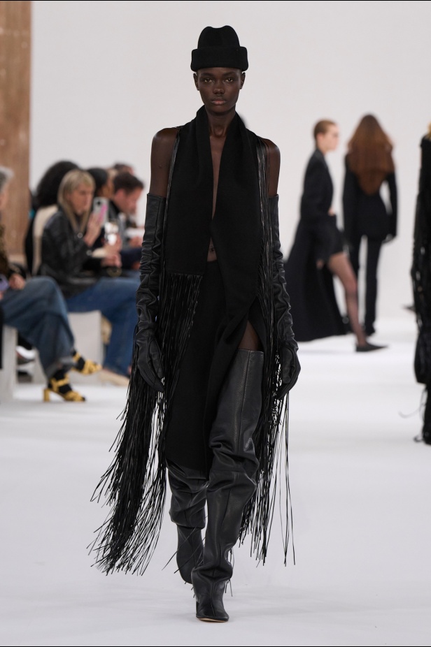 مجموعة سبورتماكس لخريف 2025 مزيج بين الماضي، الحاضر، والمستقبل