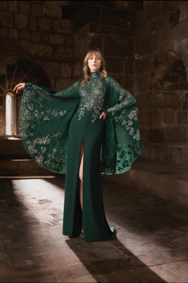 "من الحرير والصلب"... مجموعة طوني ورد لخريف وشتاء 2025 تستكشف التناقضات بلمسة من الرقي والأناقة