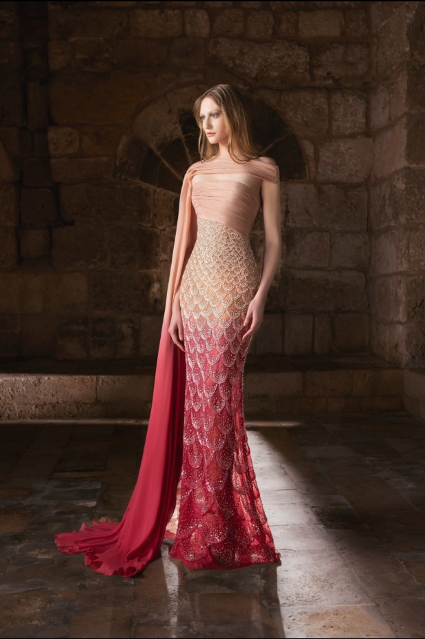 "من الحرير والصلب"... مجموعة طوني ورد لخريف وشتاء 2025 تستكشف التناقضات بلمسة من الرقي والأناقة