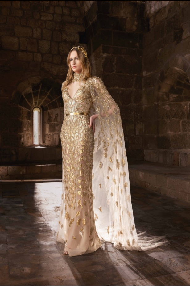 "من الحرير والصلب"... مجموعة طوني ورد لخريف وشتاء 2025 تستكشف التناقضات بلمسة من الرقي والأناقة